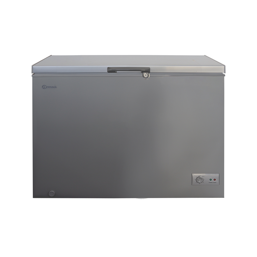 Grey Sigma chest freezer seen from the front with a bar handle and lock on the lid, a control dial with two indicator lights on the lower right and a drain plug on the lower left